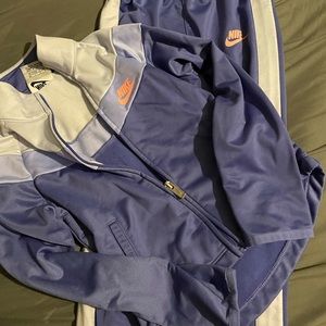 Girls Nike track suit